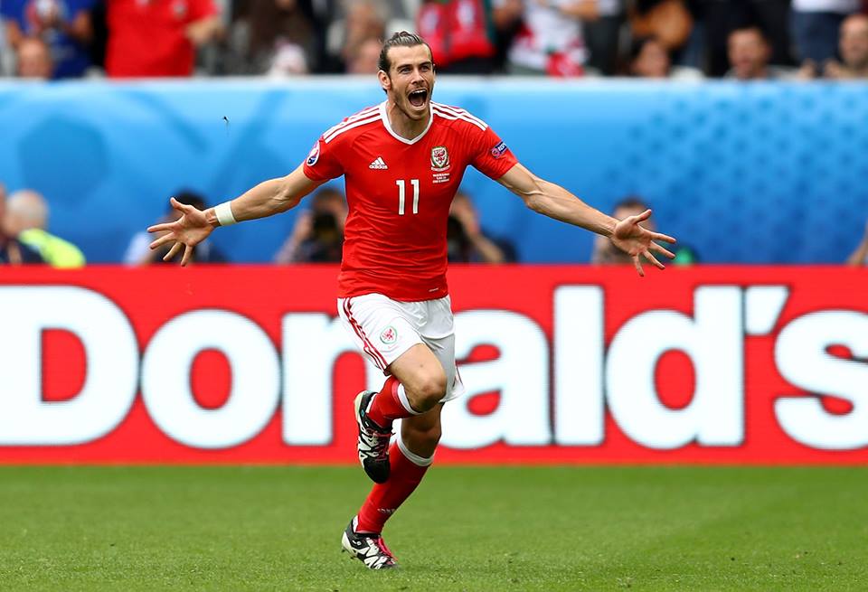 Wales zaskočil Slovensko a slaví první tři body